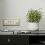 Рамка на 3 поста Baguette (айвори/латунь)