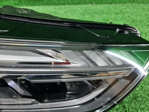Фара правая Audi Q5 2 80A (2020-н.в.) LED