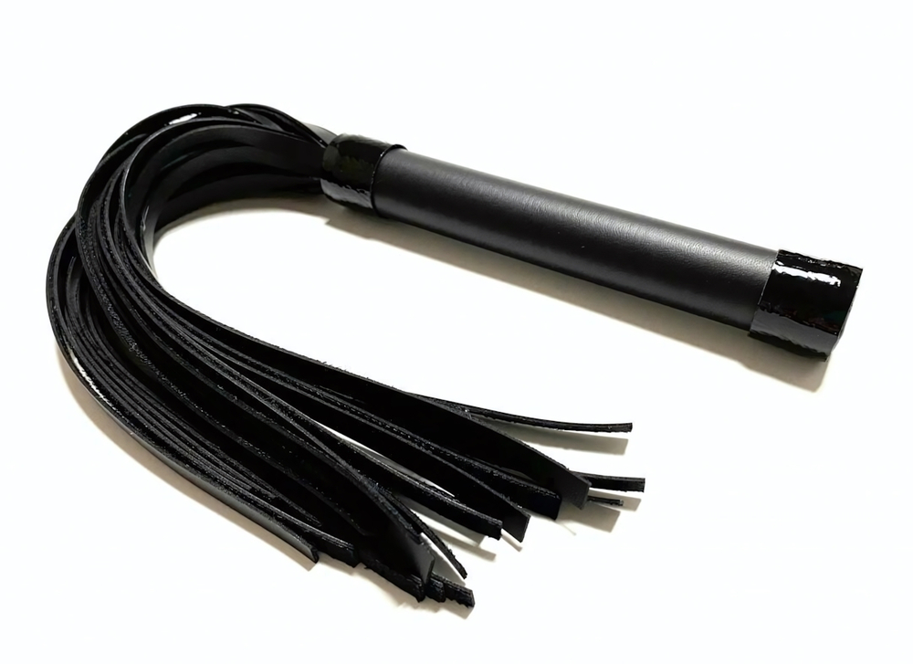 Черная плеть из эко-кожи - 42 см. (Цвет: черный)