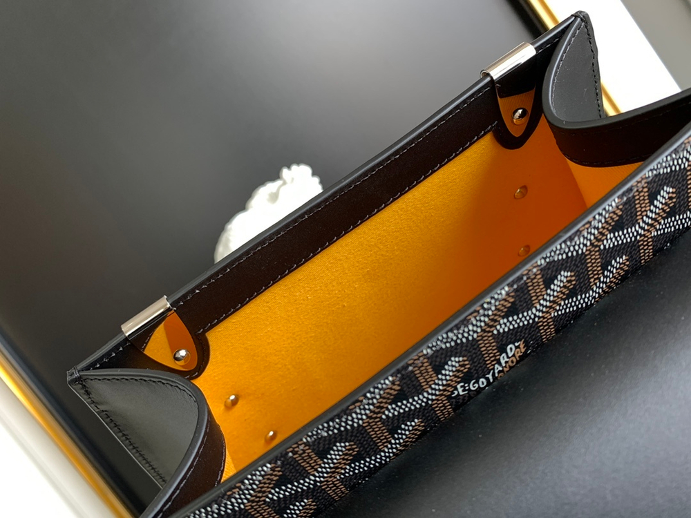 Goyard Saigon PM Bag