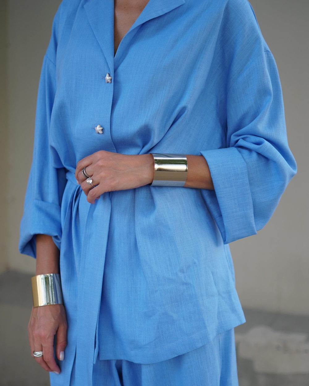 Блуза "Роскошь природы изо льна в голубом