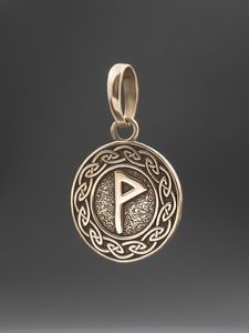 Руны из бронзы