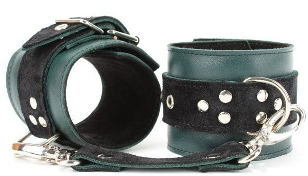 Изумрудные оковы Emerald Shackles (Цвет: изумрудный)