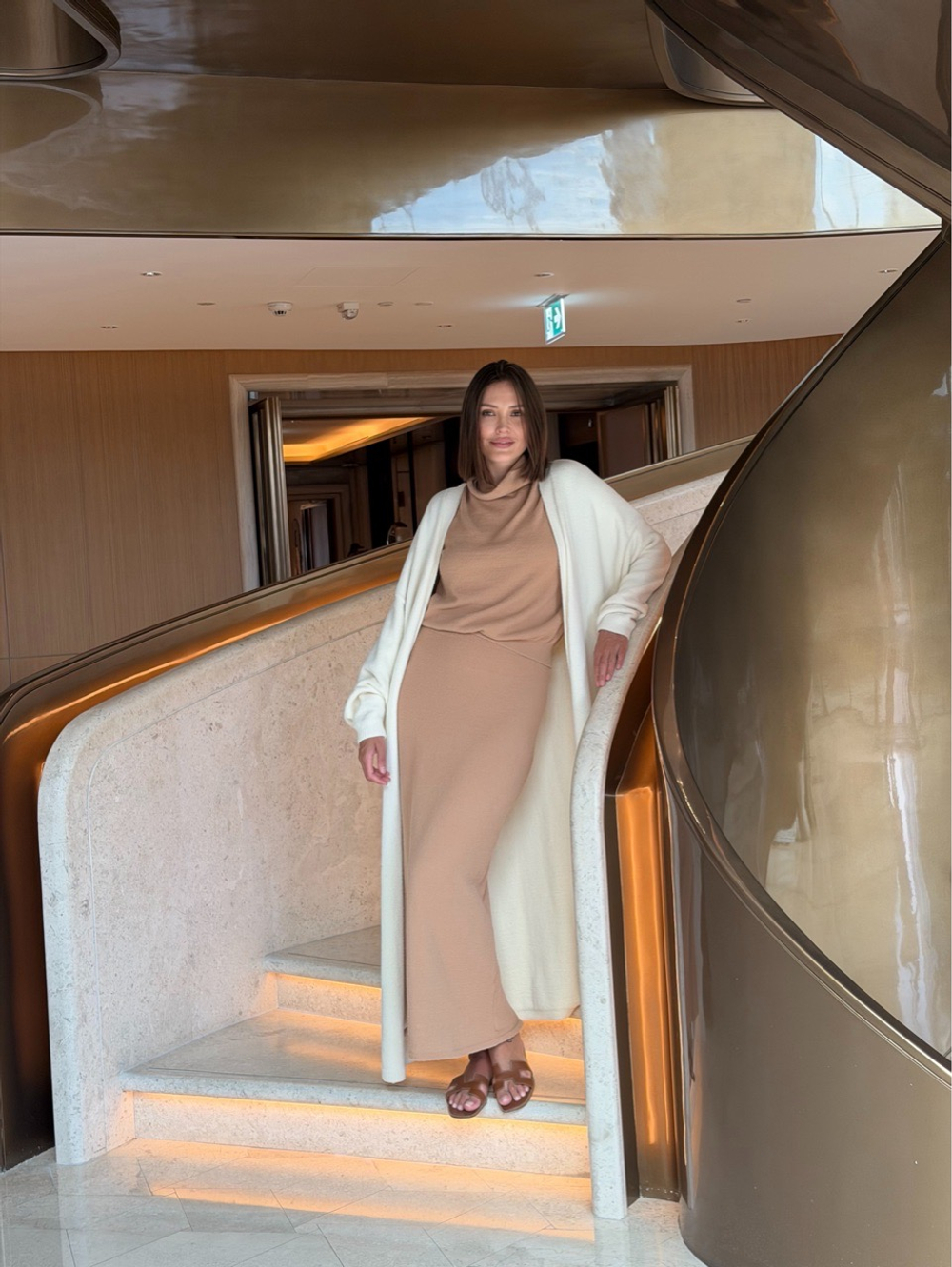 Кардиган в молочном цвете