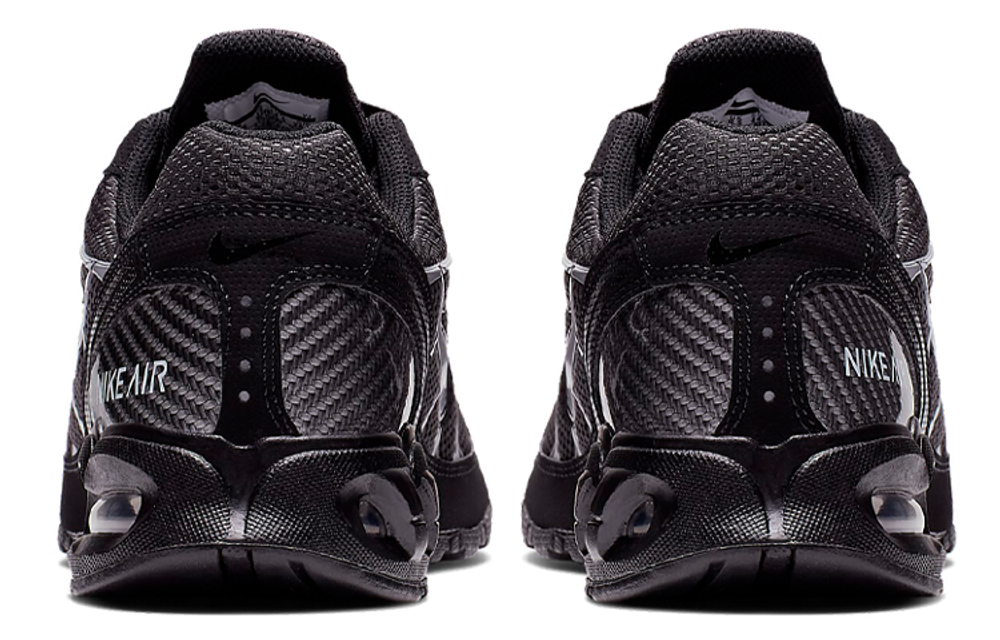 Кроссовки Nike