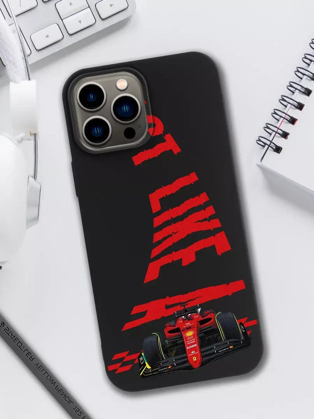 Чехол на iPhone 15 Pro Max с принтом