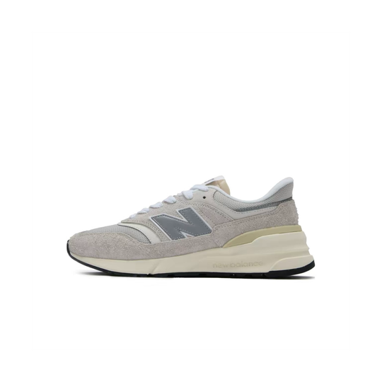 New Balance 997R "Moonbeam"