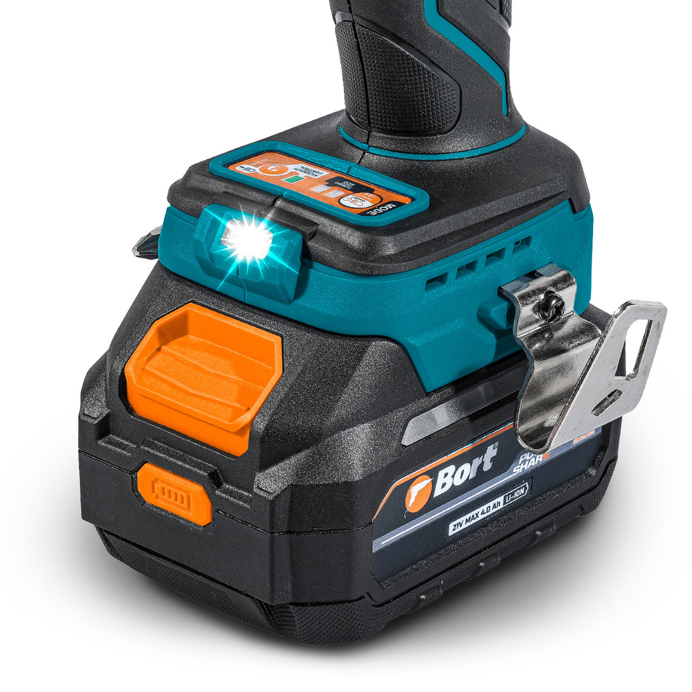 Дрель-шуруповерт аккумуляторная ударная BORT BAB-21U (2x4Ач+ЗУ)