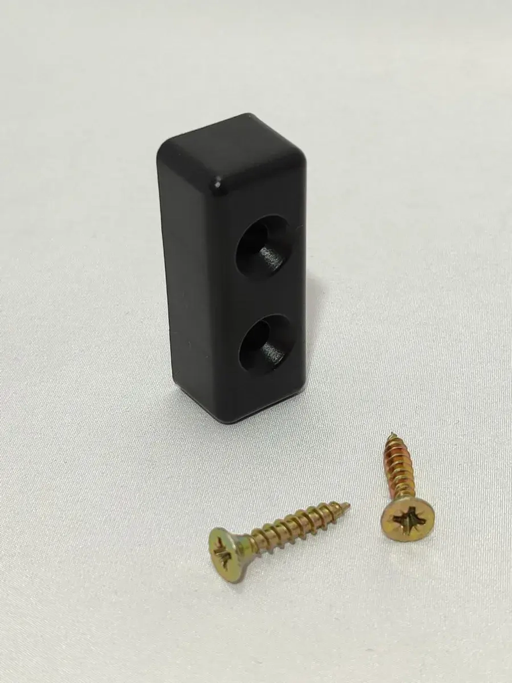 Пластиковые ножки для мебели дивана шкафа тумбочки стола