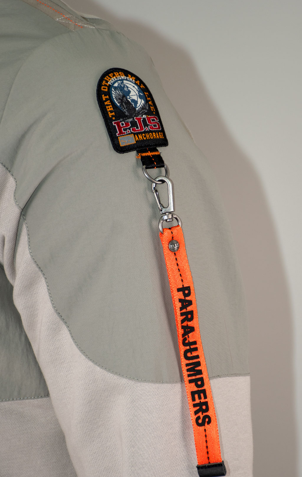 Костюм муж. Parajumpers JANGO / OSAGE B036 серый-комби