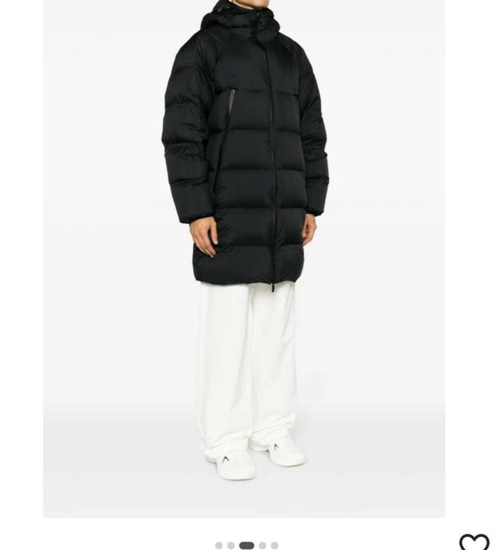 Пуховик Moncler