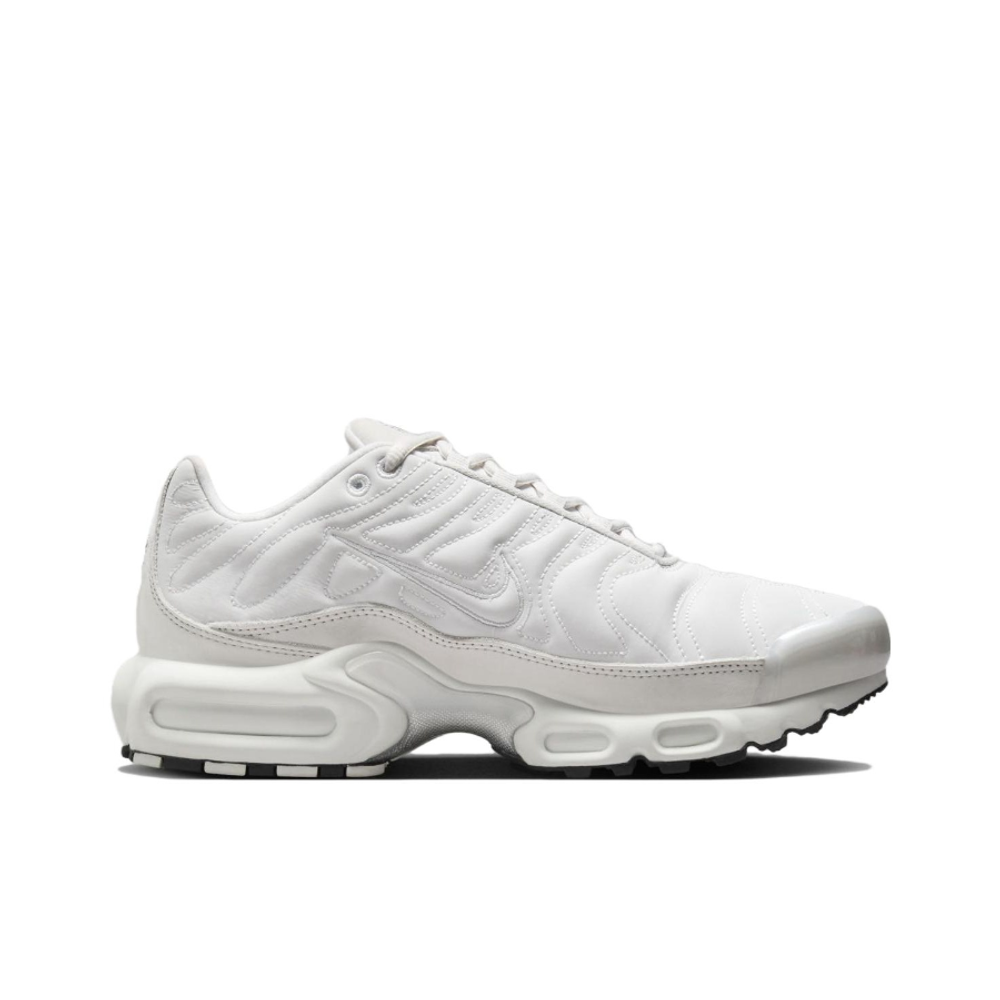 All white nike air max 0 best sale