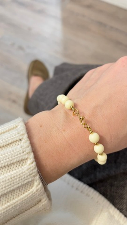 Браслет шарики пластик экрю monet