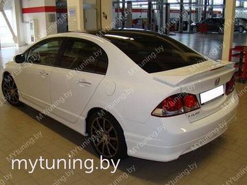 Спойлер MODULO для Honda Civic 8(VIII) 4D