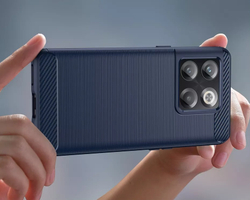 Чехол синего цвета с дизайном в стиле карбон на OnePlus 10T, мягкий отклик кнопок, серия Carbon от Caseport