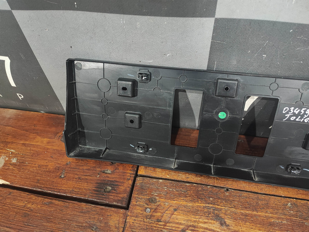 Площадка гос. номера Haval Jolion 21-нв Б/У Оригинал 2807100XST01A