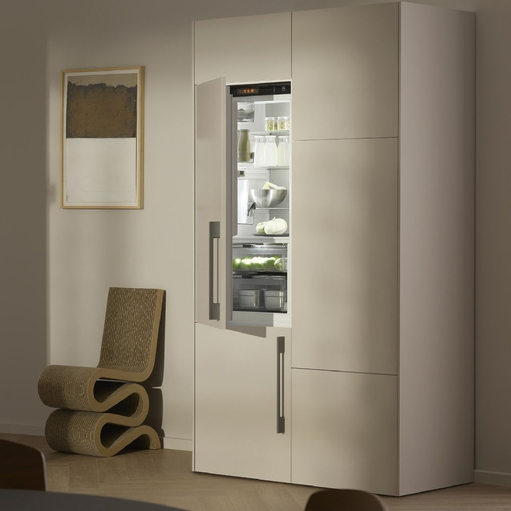 Комбинированные холодильные и морозильные шкафы CombiCooler V4000 178NI CCO4T-51108