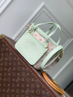 Louis Vuitton Neverfull Bandouliere Inside Out BB