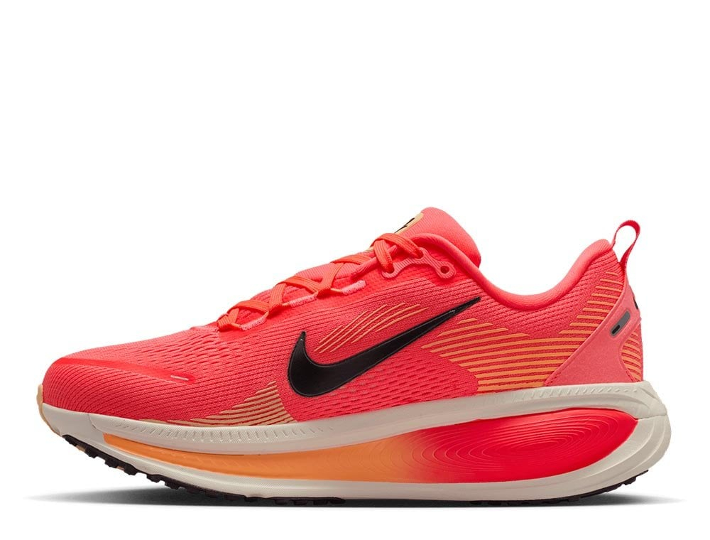 Кроссовки для бега женские Nike Vomero 18 W Красно-оранжевые