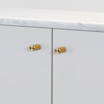 Ручка кнопка Buster + Punch Furniture Knob Linear Brass