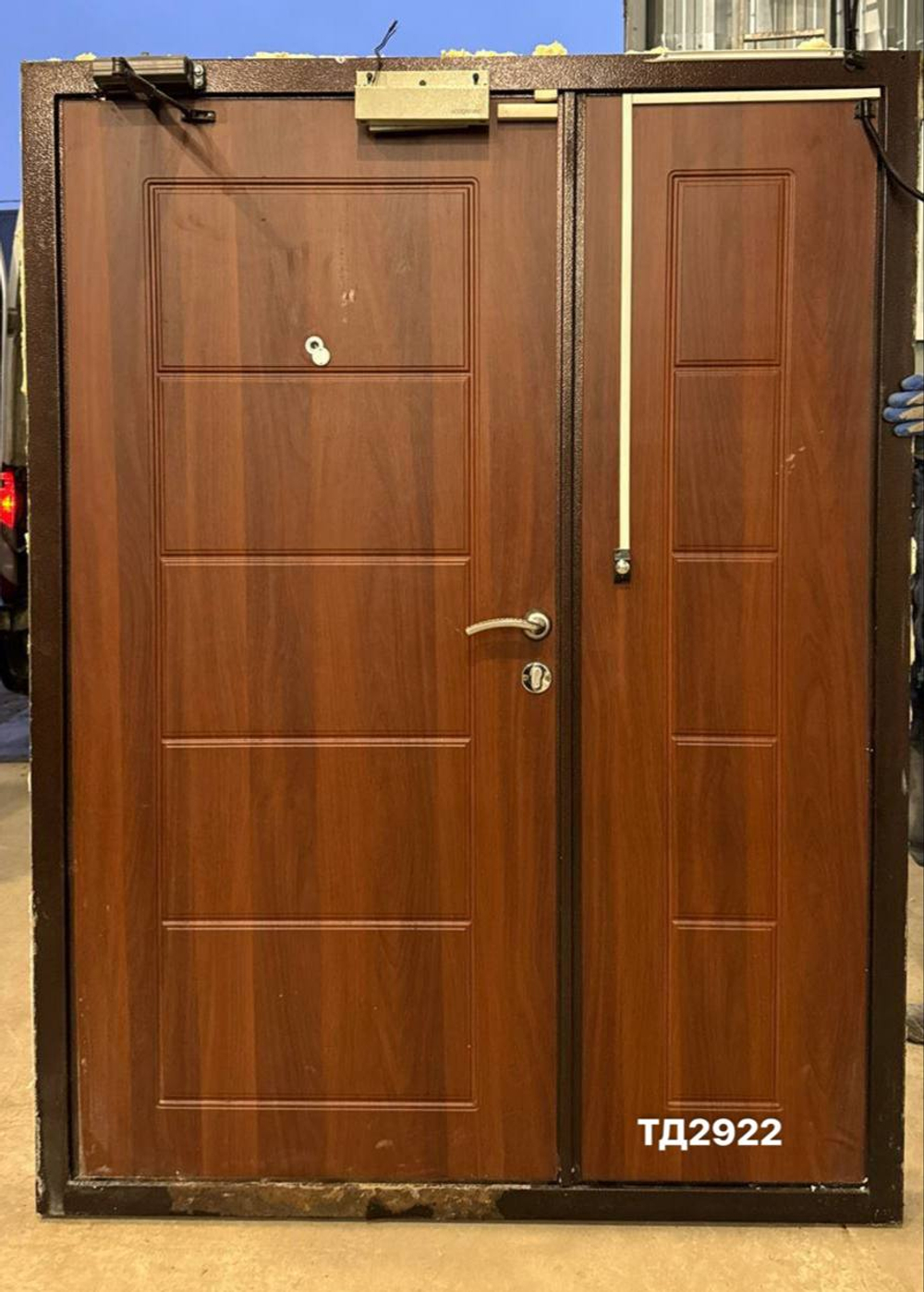 Дверь металлическая Б/У 201(в) х 151(ш) Входная