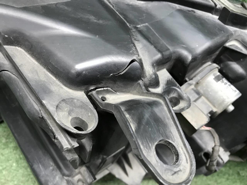 Битая Фара правая Toyota LC Prado 150 (17-нв) LED