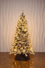 Заснеженная елка с гирляндой 2в1 "Скандинавия" с шишками (Литая+пвх) 3 м