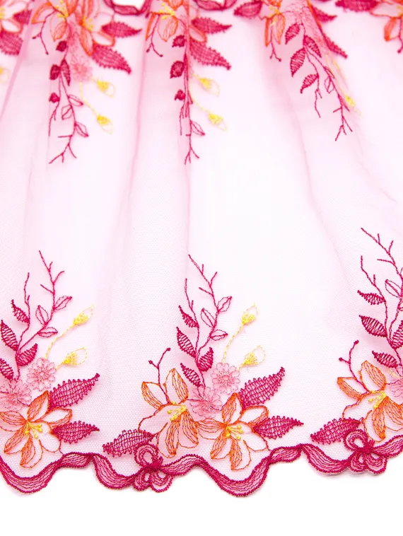 05-89 Вышивка на неэл. сетке 24 см, малиновый