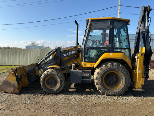 XCMG XC8* Экскаватор-погрузчик XC8-S2570  (Дизельный, 4,0 л, 100 л.с., АТ)