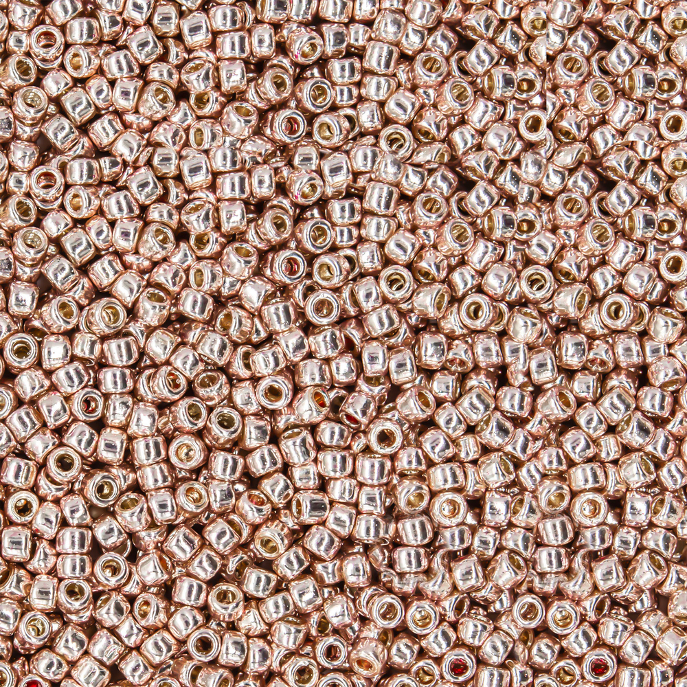 Японский бисер TOHO Round 15/0 (№PF552), непрозрачный глянцевый с металлическим блеском