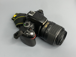 Nikon D3200 kit 18-55mm 15300 кадров
