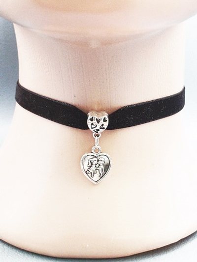 Чокер с подвеской Сердечко с влюбленными