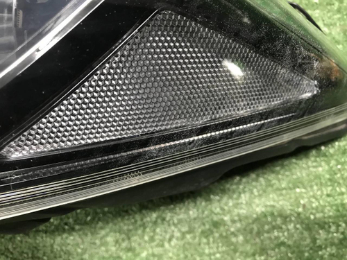 Фара левая Subaru Forester SJ (16-19) LED
