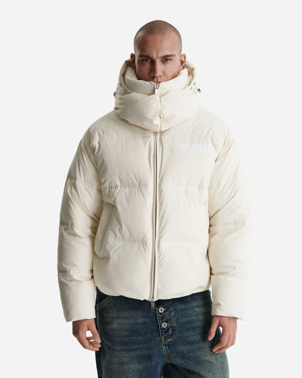 Пуховик с капюшоном