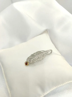 Ювелирные серьги с натуральным гранатом серебро 925