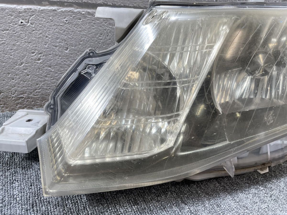 фара левая Toyota Allion ZRT260 2009  20-447