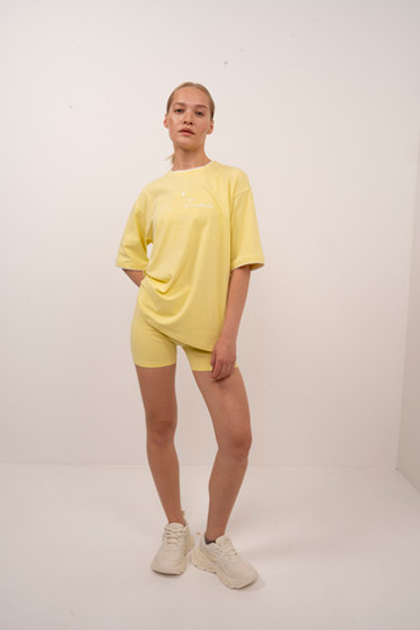 Футболка с контрастной отделкой и фирменным принтом | + цвета