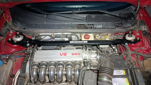 Распорка передних стоек (стаканов) Alfa Romeo GT (ПОД ЗАКАЗ)