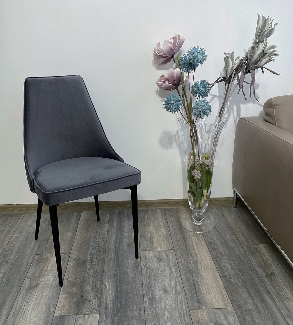 Стул М-City DISAUR Непал (Nepal-P) Серый 27, Велюр, Черный каркас