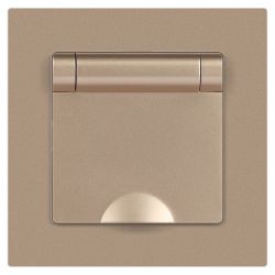 Розетка Intro Accent 6-203-04 2P+E Schuko с крышкой 16А-250В IP20 СУ AL/CU шампань | Intro