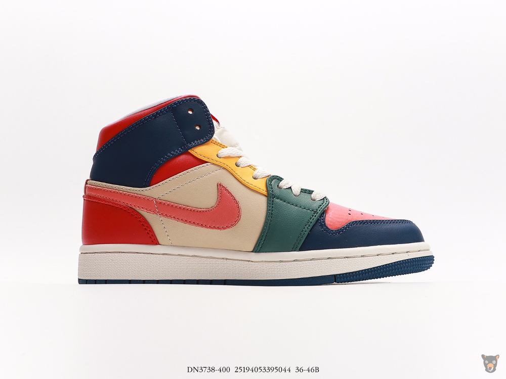 Кроссовки Nike Air Jordan 1 Mid