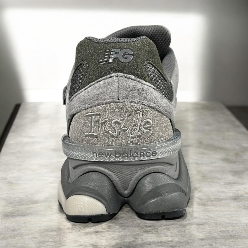 New Balance 9060 • Dark Magnet