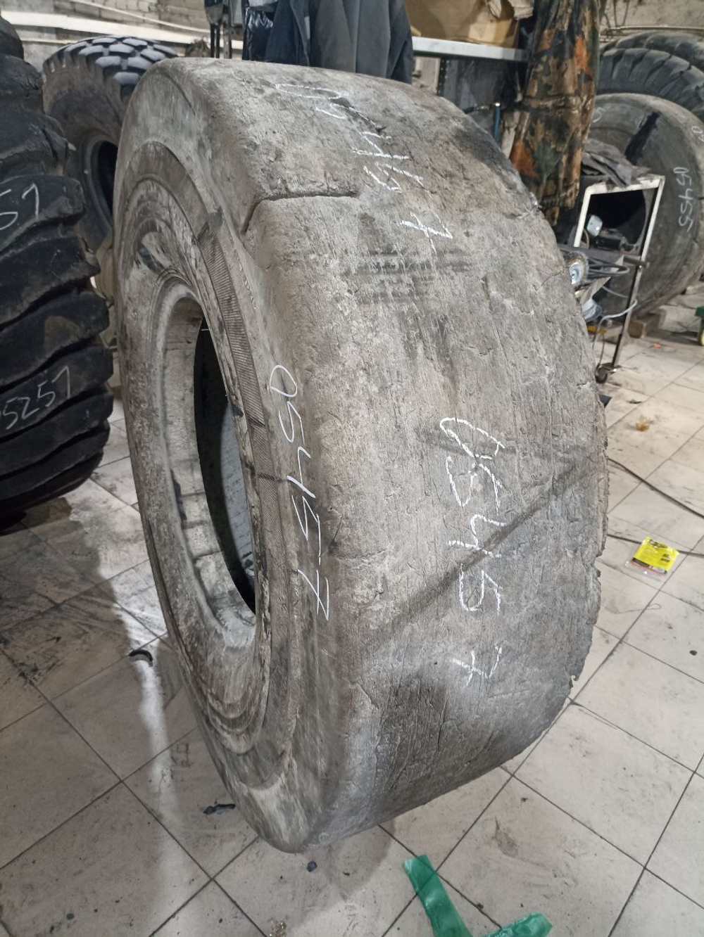 17.5-25 Nokian Mine king шина б/у