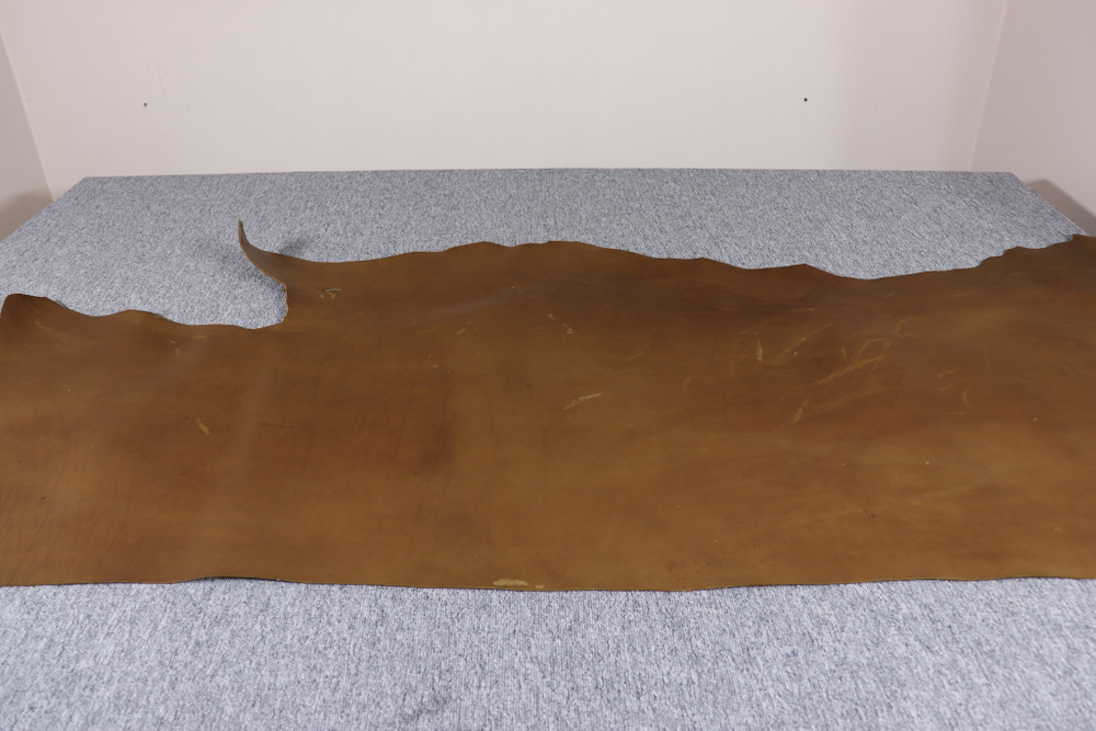 Уценка: 1.8-2.2 Юфть Коньяк 155 дм²