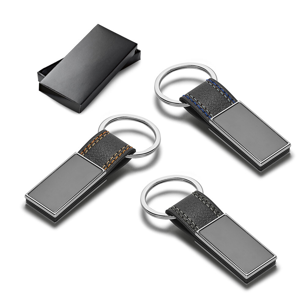 BALE. Брелок из металла и PU