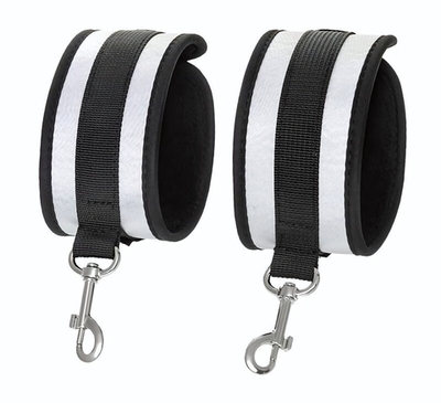 Серебристо-черные оковы Anonymo (Цвет: серебристый с черным)