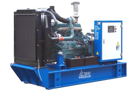 Дизельный генератор ТСС ЭД-160-Т400-1РПМ17 Doosan на шасси в капоте
