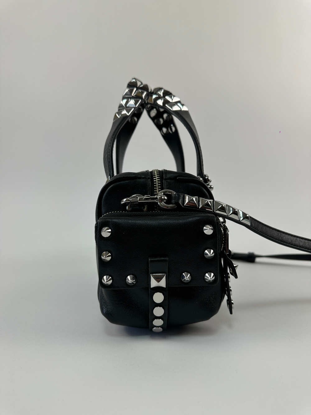 Сумка Marc Jacobs The Studded Pushlock Mini