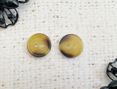 Пуговицы, d 1,5 см