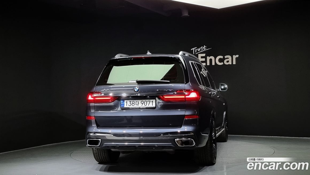 BMW X7 (G07) xDrive 40i M Sports 6-и местный (11.2021)